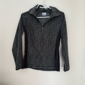 Columbia Black and Gray Turtleneck Sweater with Textured Knit